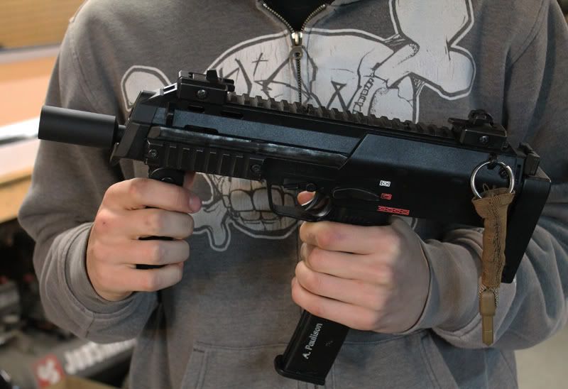 mp7.jpg