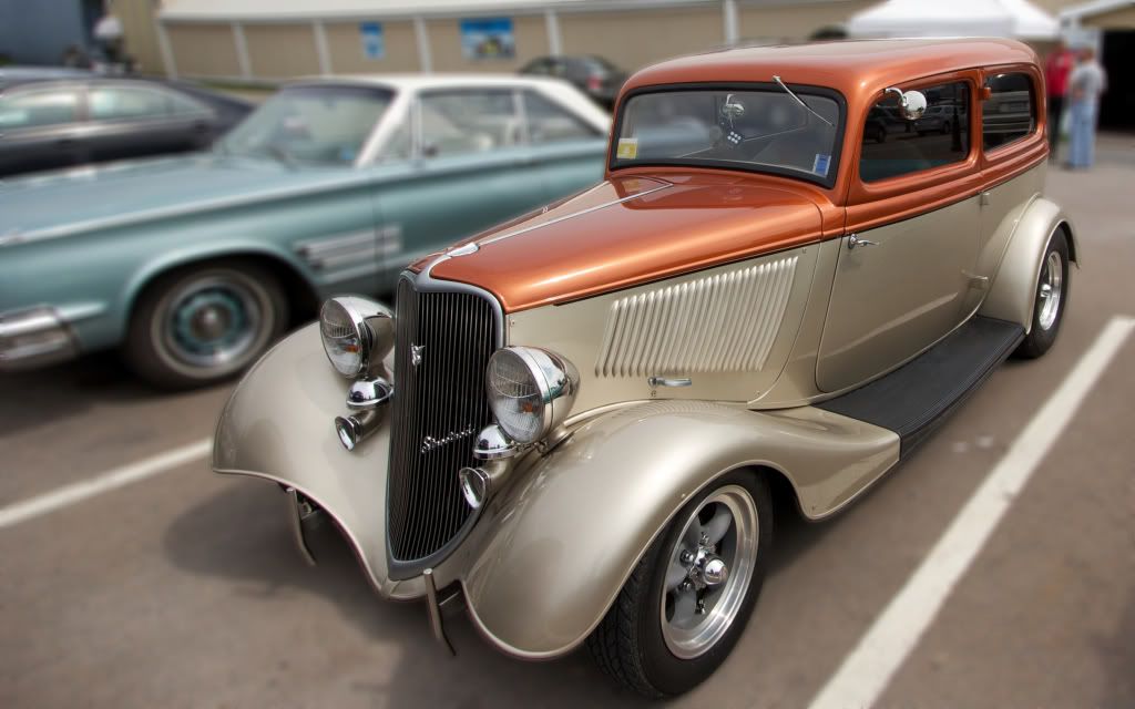 IMAGE: http://i1146.photobucket.com/albums/o533/jedgunn/Photos/IMG_1035_tweak1.jpg