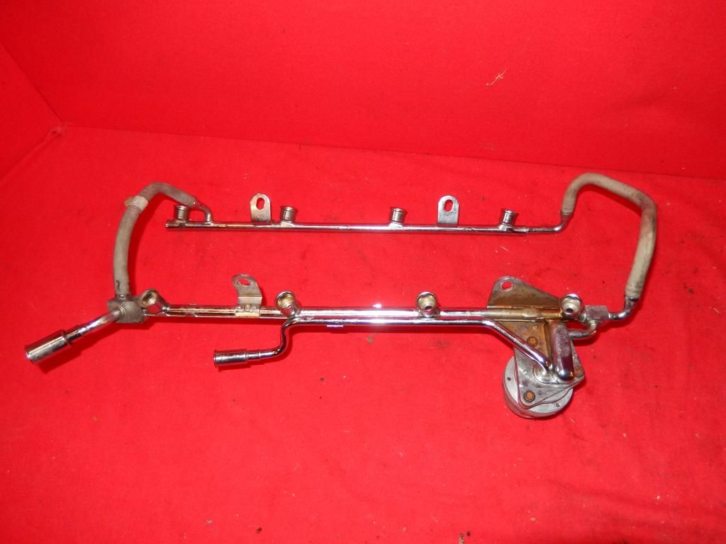 8793 Fox Body Mustang 5.0L Fuel Injection Rails with Fuel Pressure