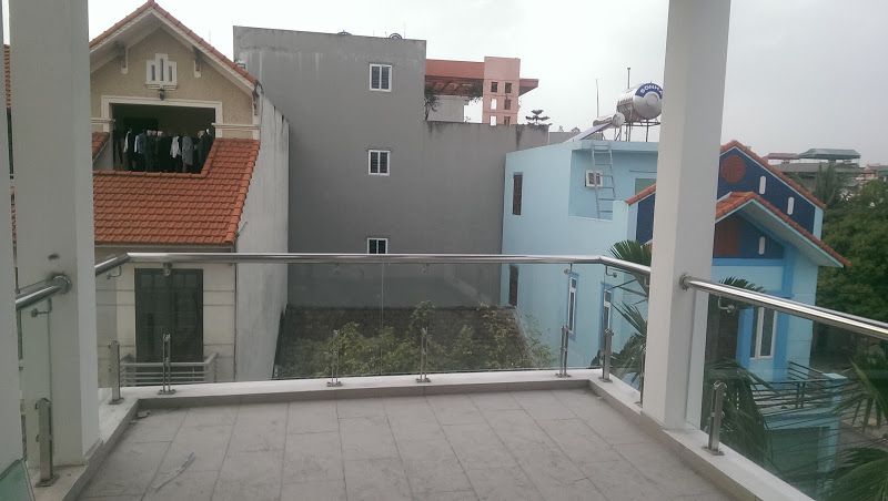 Thi công lắp đặt lan can kính cao cấp giá rẻ - LH 0915743692 865 Thi công lắp đặt lan can kính cao cấp giá rẻ - LH 0915743692 865