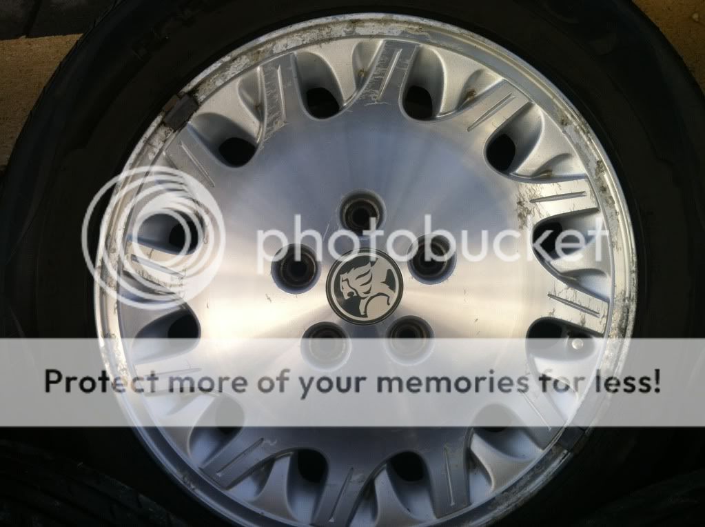 [SA] Set of 5x 16" VS Calais Rims for sale Just Commodores